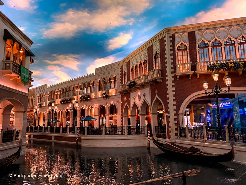 The Venetian Las Vegas, Exploring the Massive Resort & Casino 2022